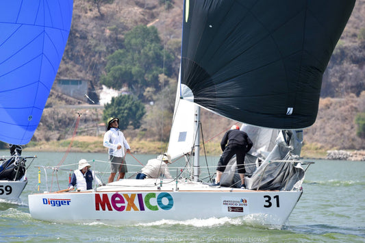 J24 Vela Spinnaker